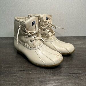 Sperry Saltwater Boot Ivory w Gold Girls Sz 4